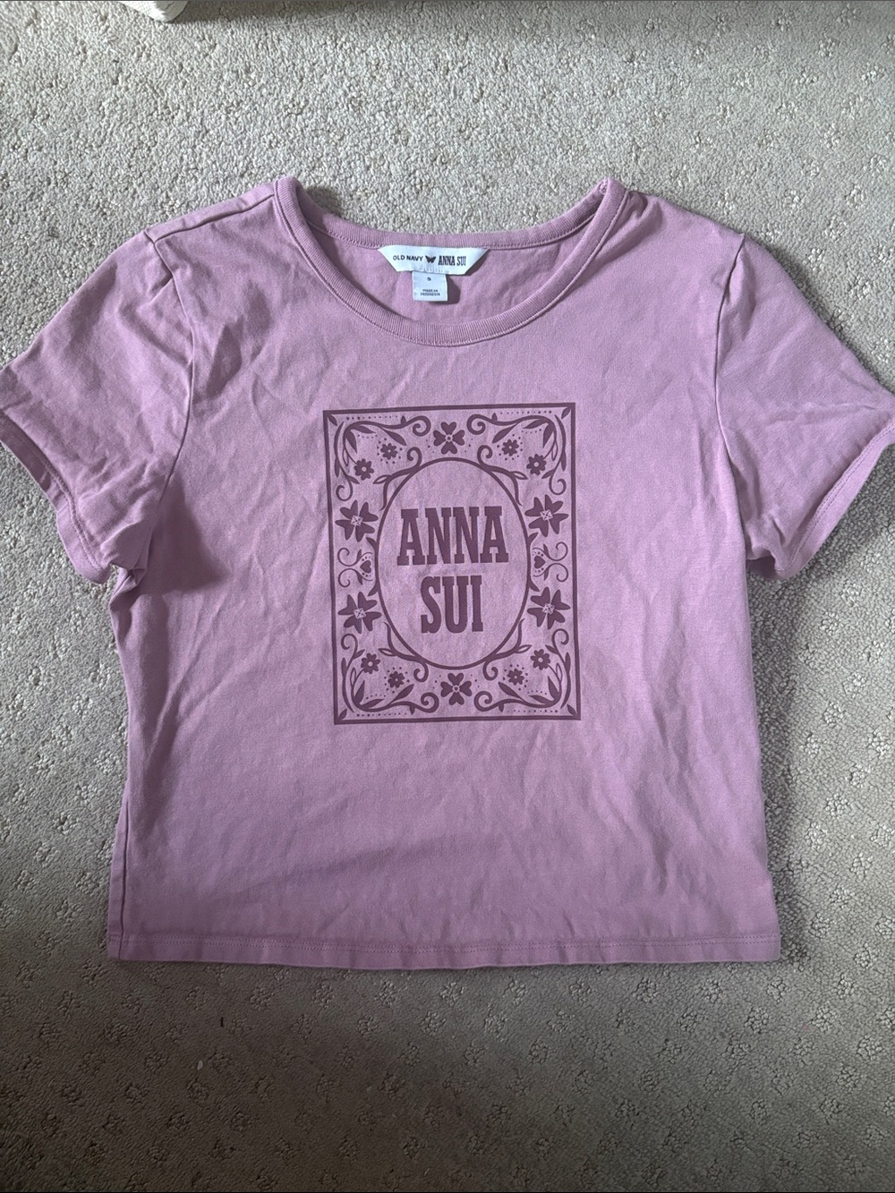 Old Navy x Anna Sui Cropped Tee